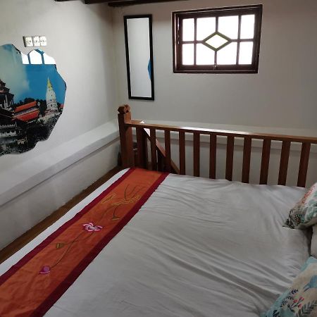 Rangoon Residences + George Town Bagian luar foto