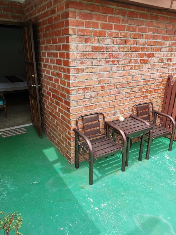 Rangoon Residences + George Town Bagian luar foto